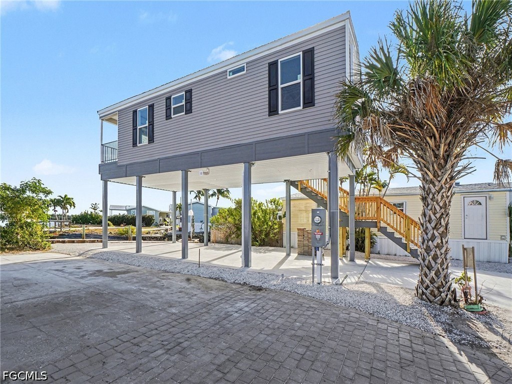 69 Emily, Fort Myers Beach, FL 33931
