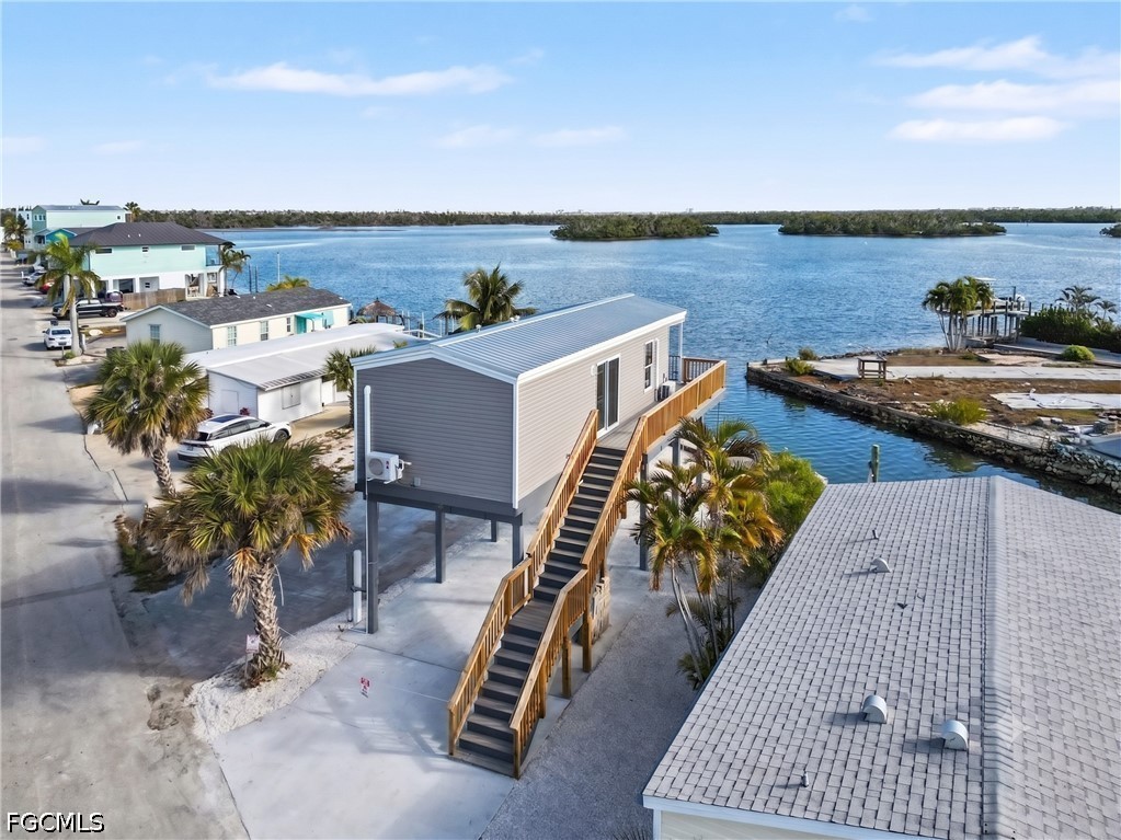 69 Emily, Fort Myers Beach, FL 33931