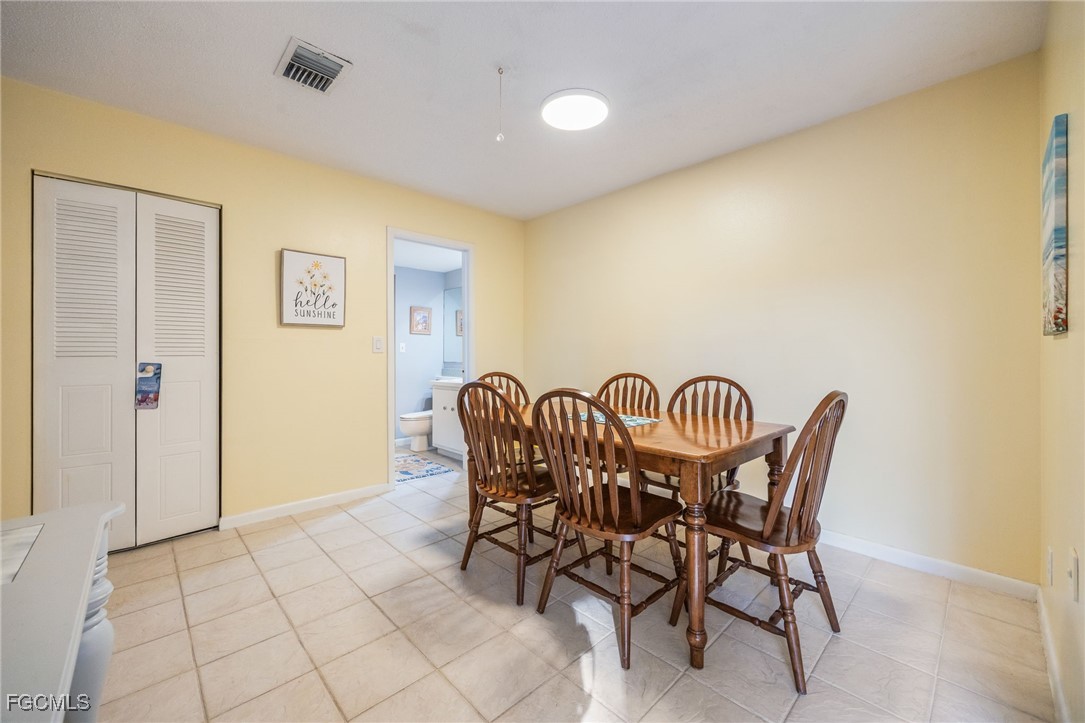 DiningArea