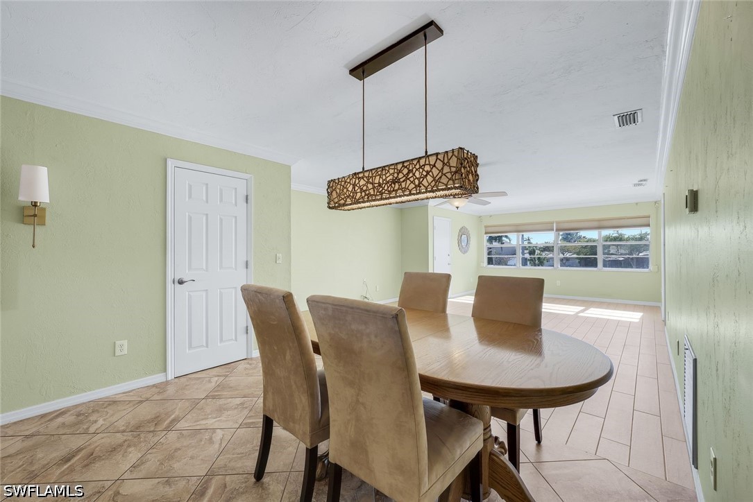DiningArea