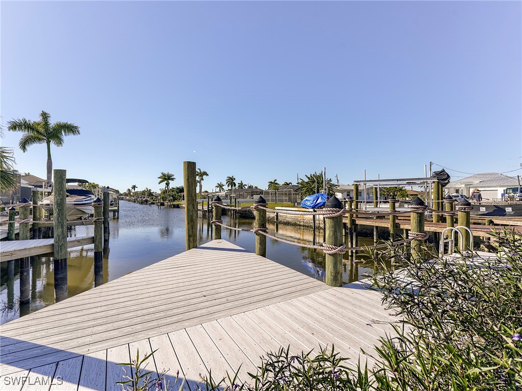 Dock