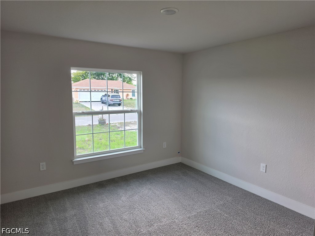 1001 5th, Cape Coral, FL 33909