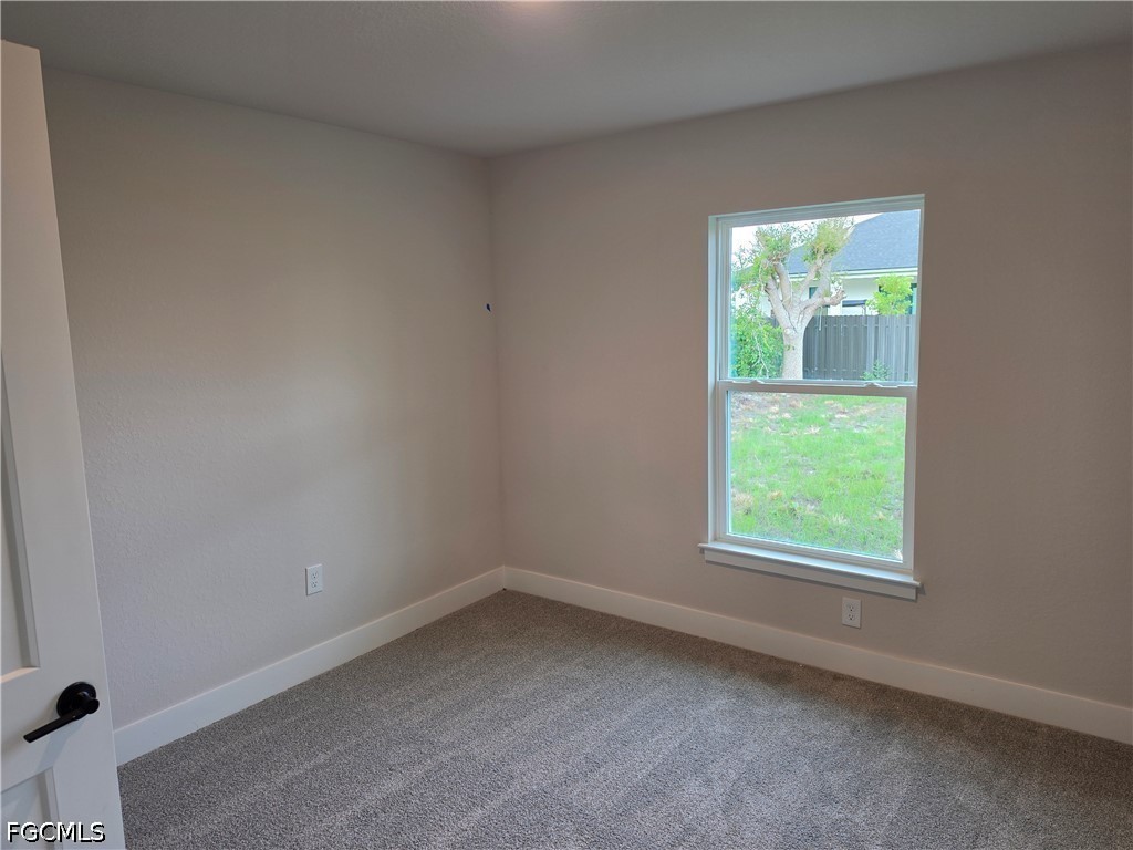 1001 5th, Cape Coral, FL 33909