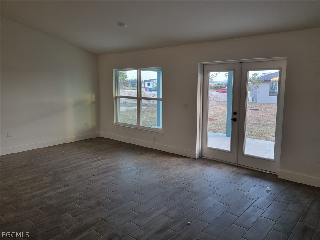 2238 2nd, Cape Coral, FL 33993