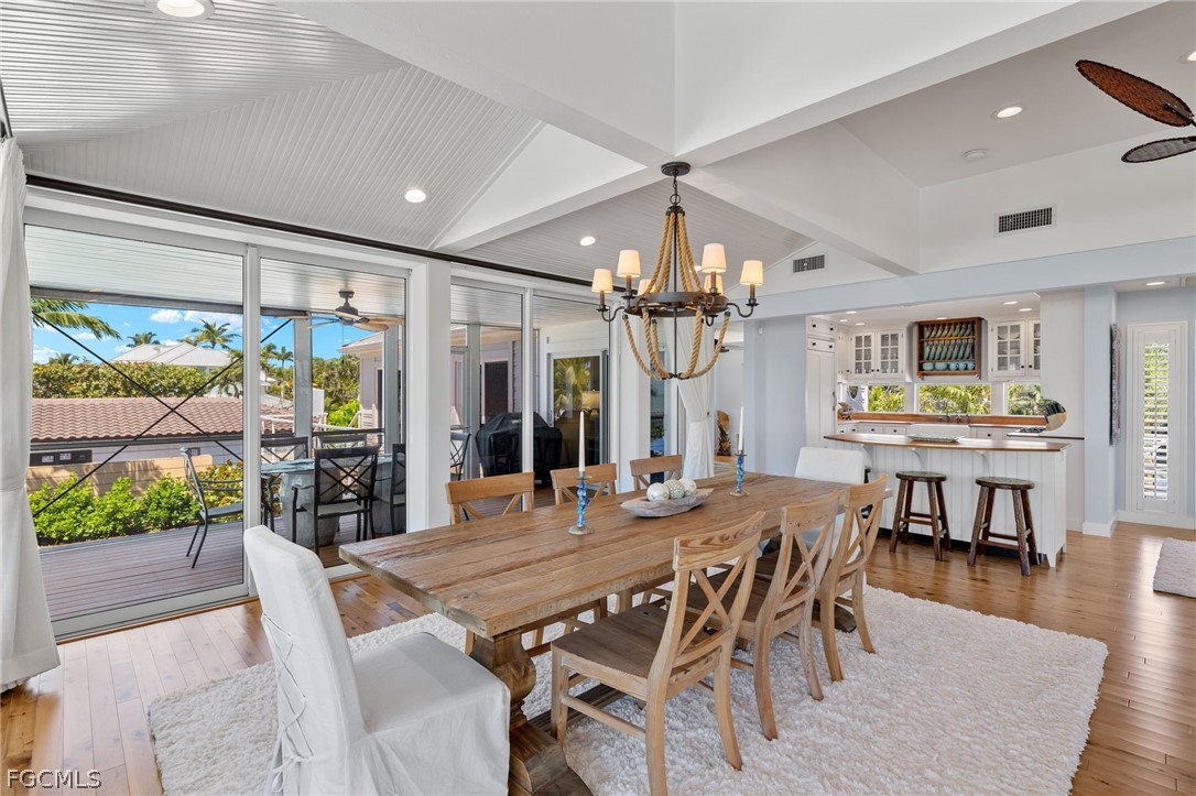 DiningArea