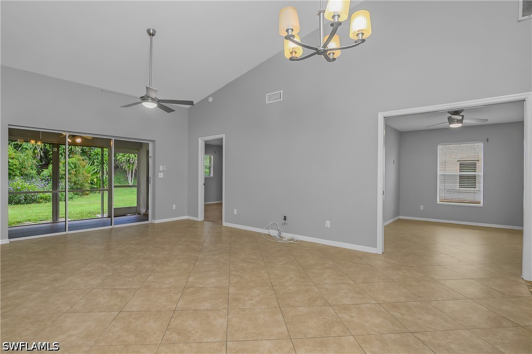 494 Saint Andrews Unit 14, Naples, FL 34113