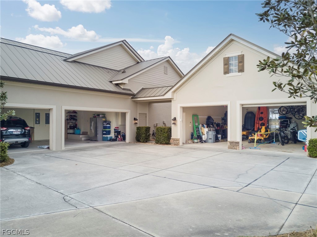 Garage