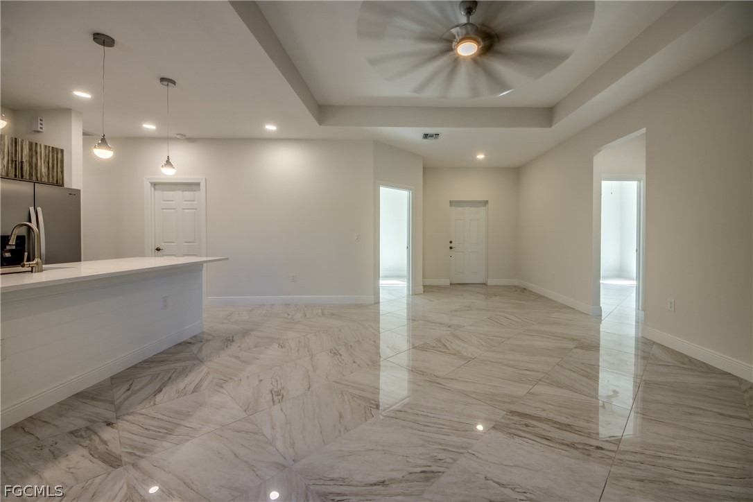 2512 48th, Lehigh Acres, FL 33971