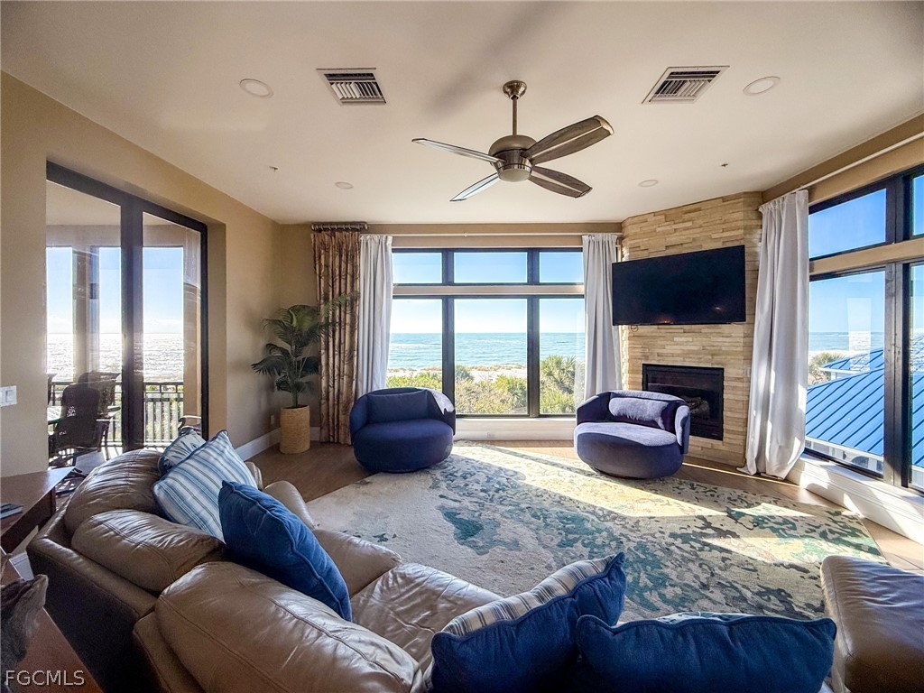 LivingRoom