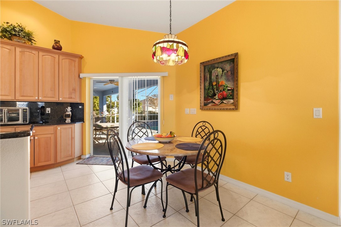 DiningArea