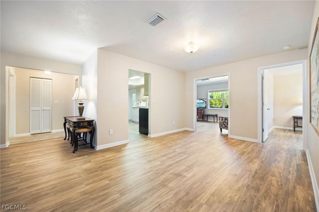 15637 Omai, Fort Myers, FL 33908