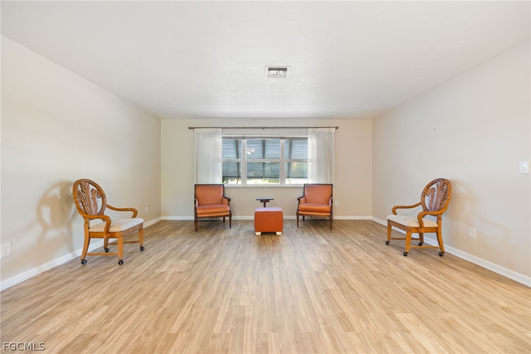 SittingRoom