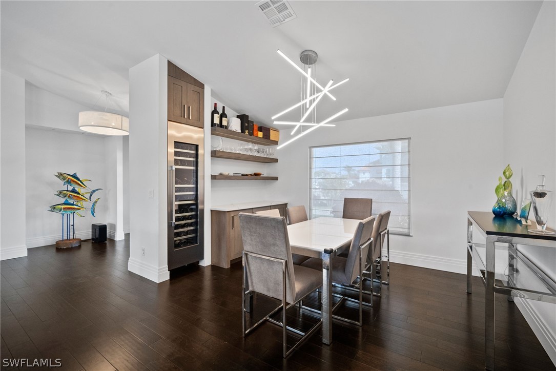 DiningArea