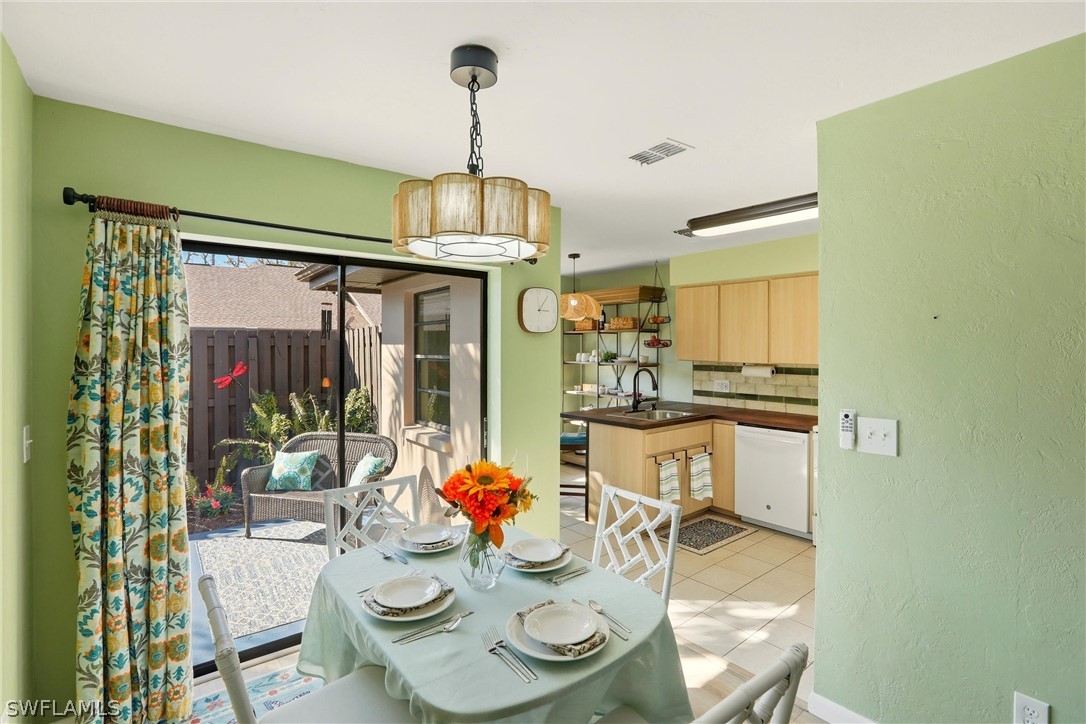 DiningArea