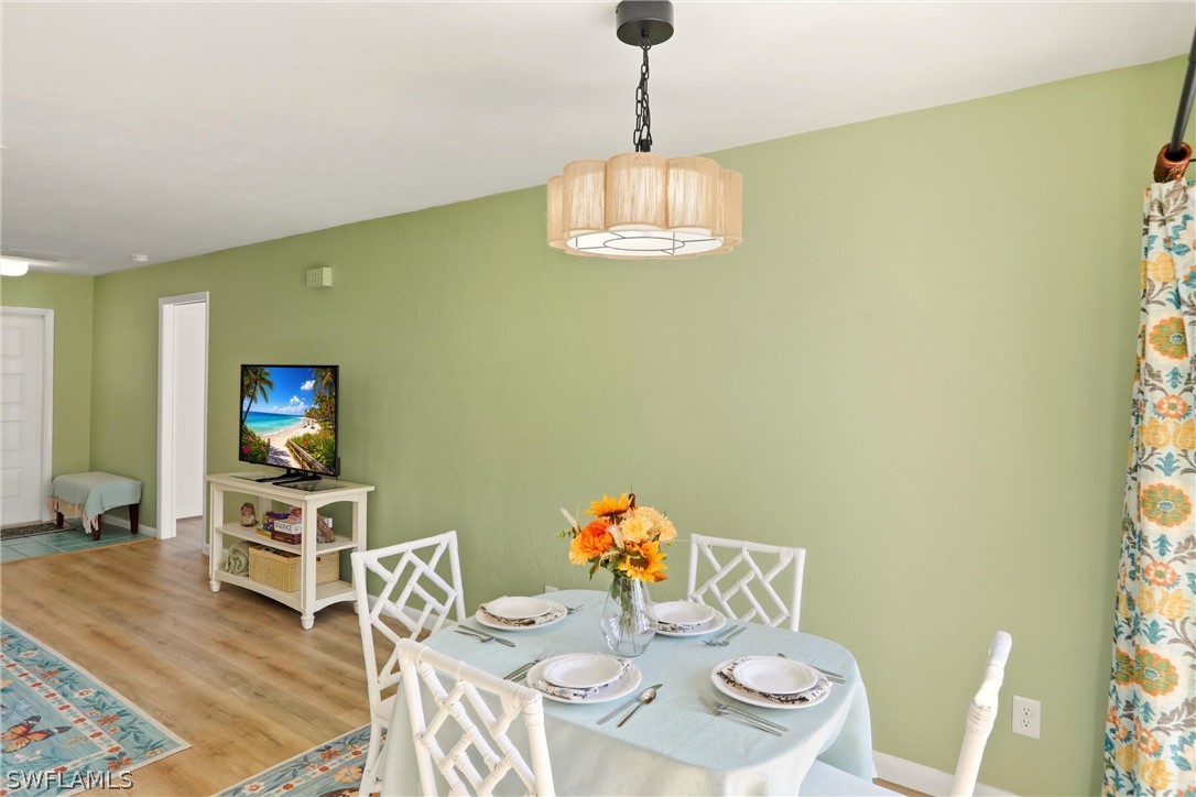 DiningArea