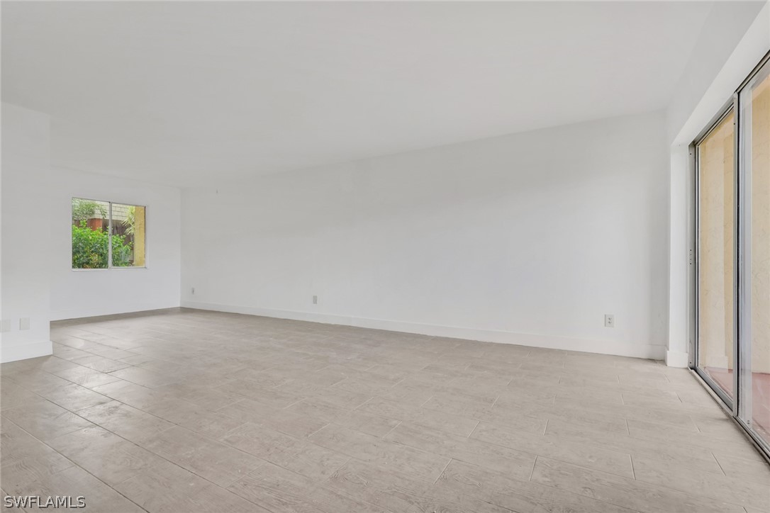 2366 E. Mall Dr Unit Apt. 101, Fort Myers, FL 33901