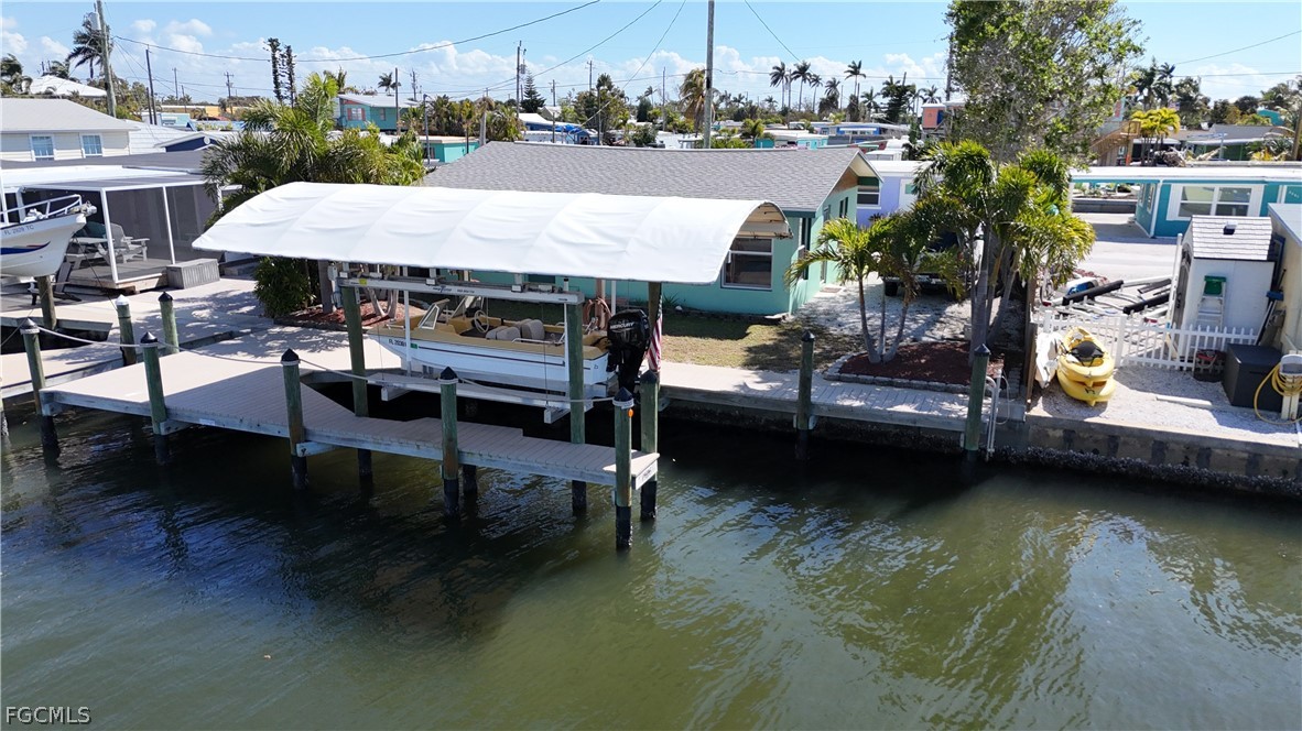 Dock