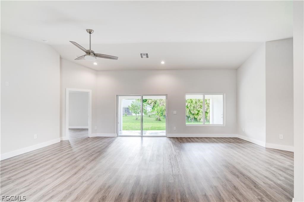 4610 9th, Cape Coral, FL 33914