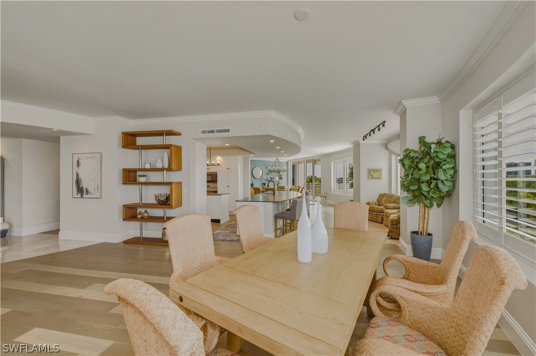 DiningArea