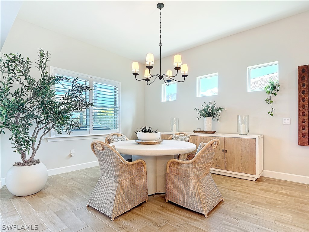 DiningArea