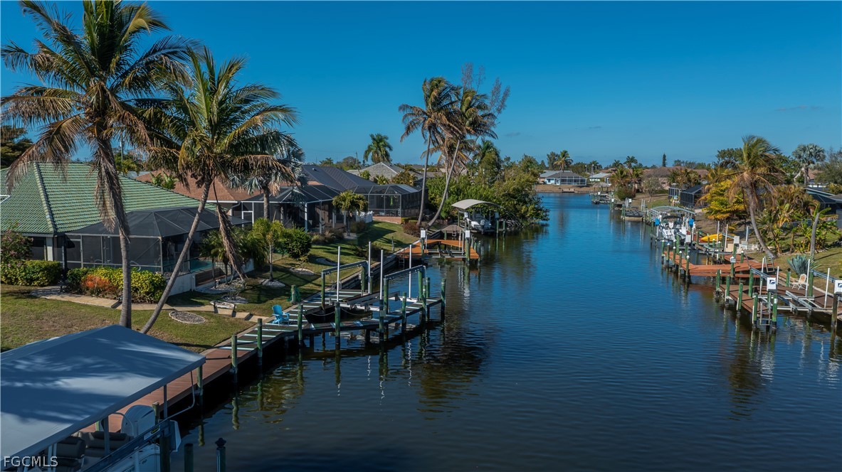 Dock
