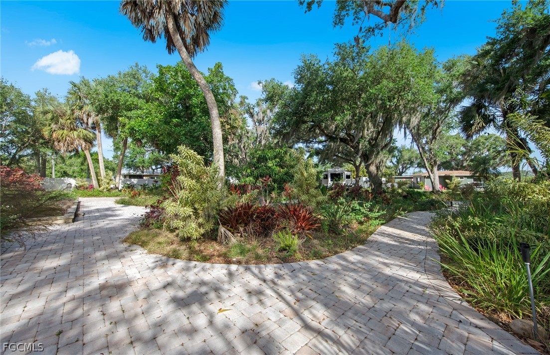 13782 River Forest, Fort Myers, FL 33905