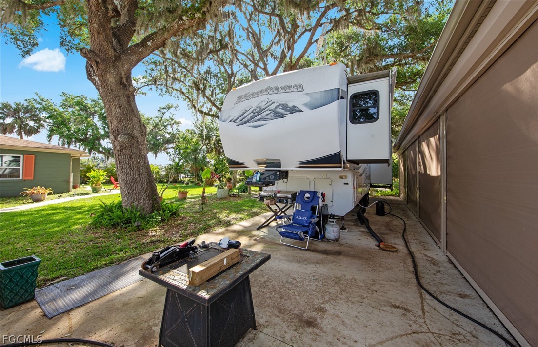 13782 River Forest, Fort Myers, FL 33905