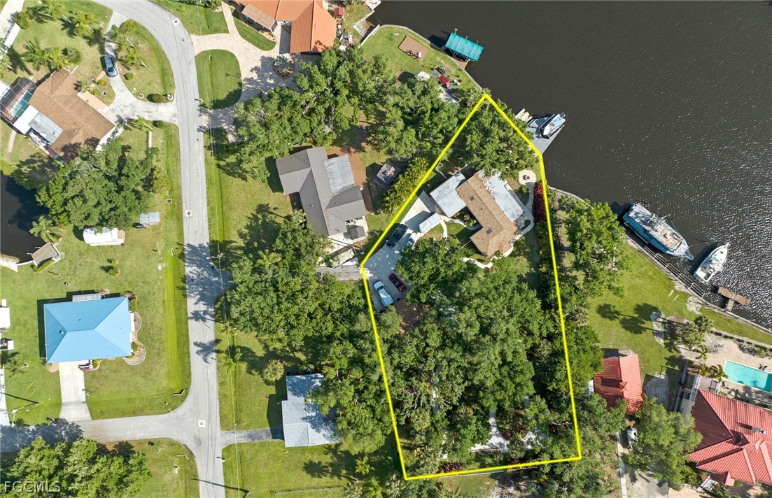 13782 River Forest, Fort Myers, FL 33905