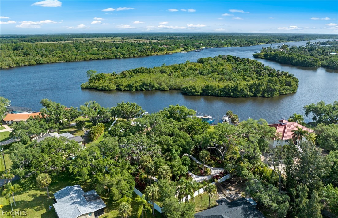 13782 River Forest, Fort Myers, FL 33905