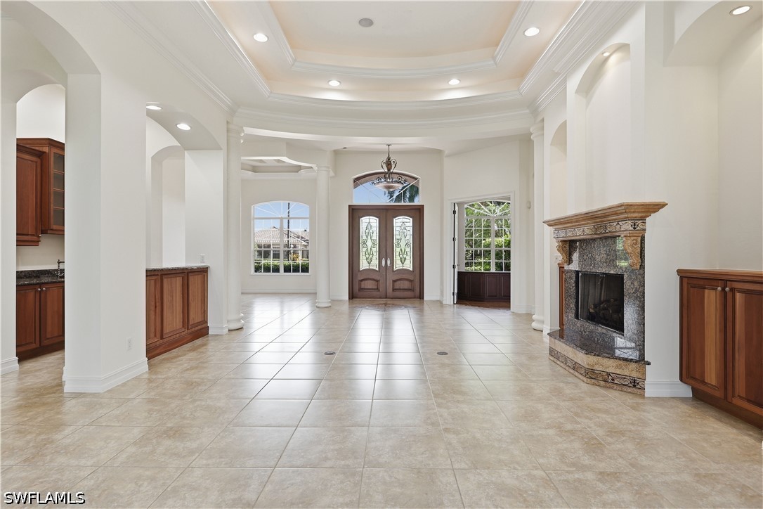 1687 Persimmon, Naples, FL 34109