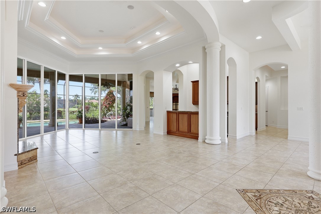 1687 Persimmon, Naples, FL 34109