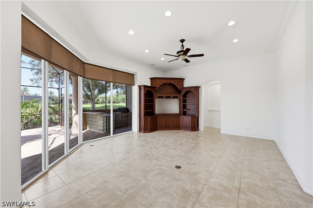 1687 Persimmon, Naples, FL 34109