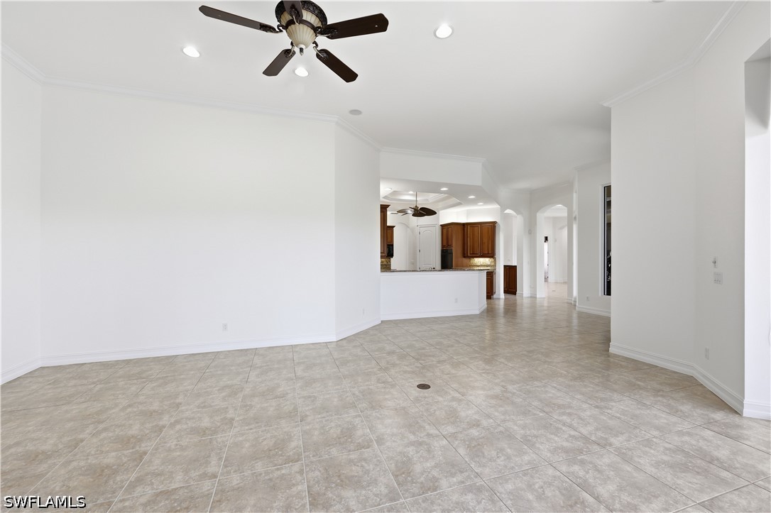 1687 Persimmon, Naples, FL 34109