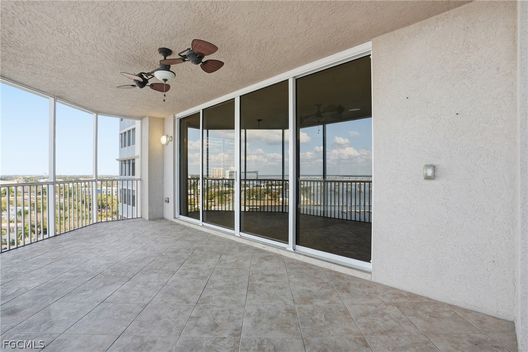 2090 1st Unit 1206, Fort Myers, FL 33901