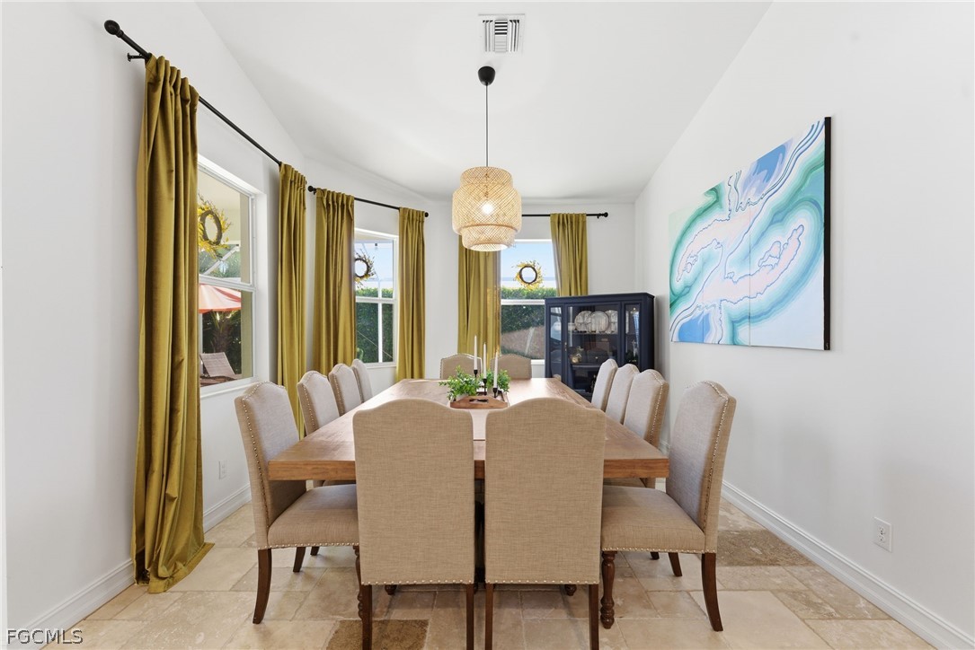 DiningArea