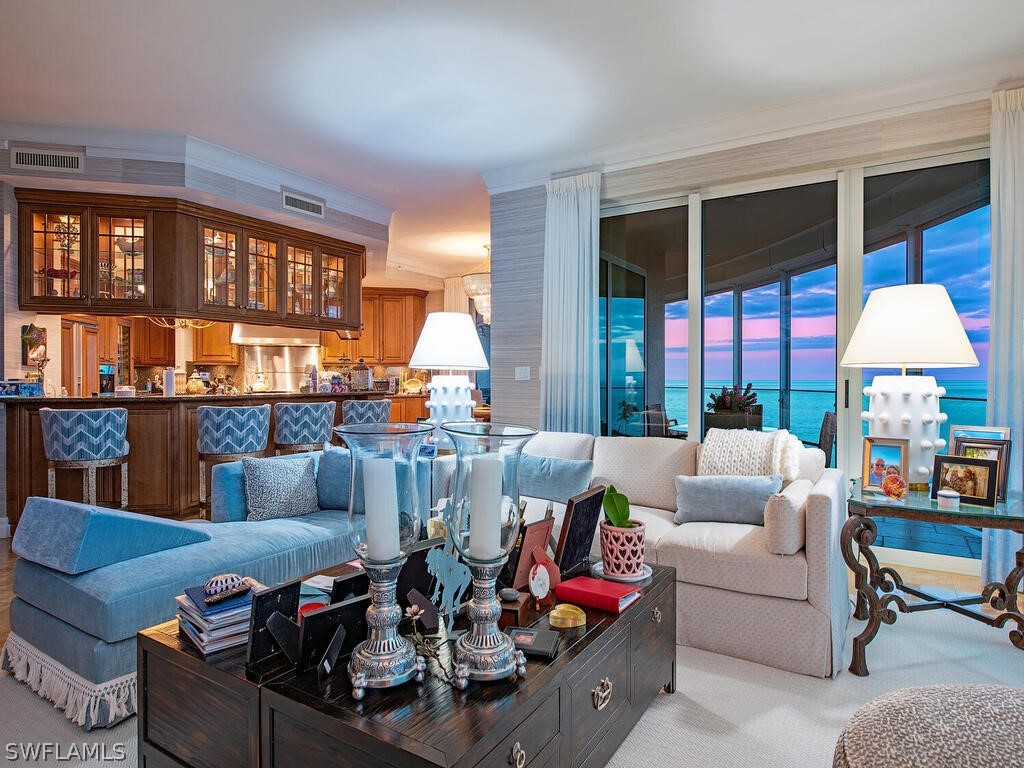 4101 Gulf Shore Unit 8n, Naples, FL 34103