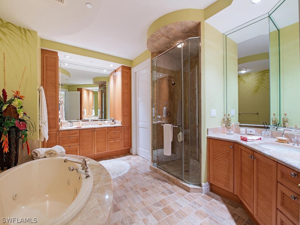 4101 Gulf Shore Unit 8n, Naples, FL 34103