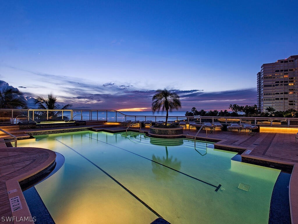 4101 Gulf Shore Unit 8n, Naples, FL 34103
