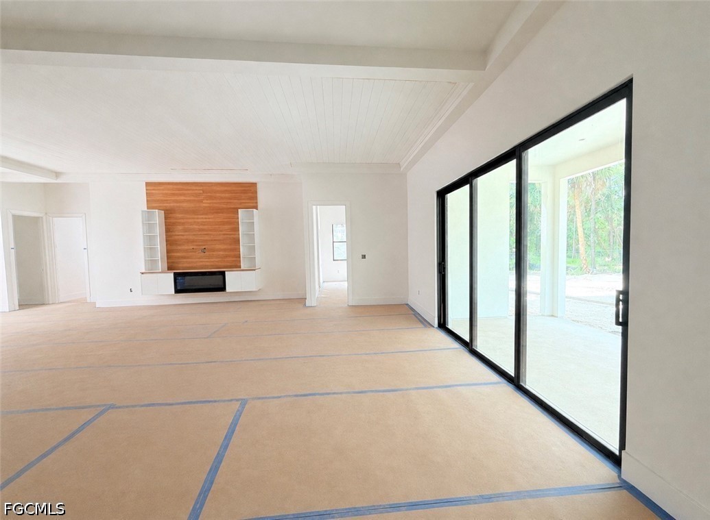 159 12th, Naples, FL 34120