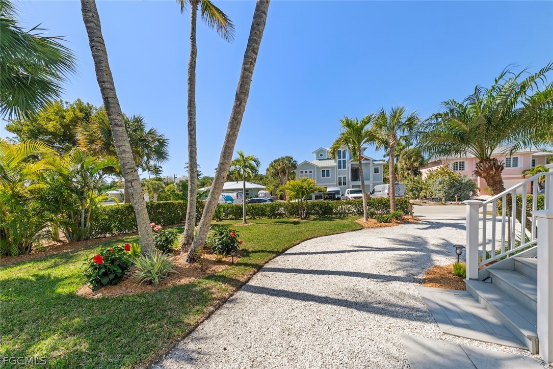 1360 Jamaica, Sanibel, FL 33957