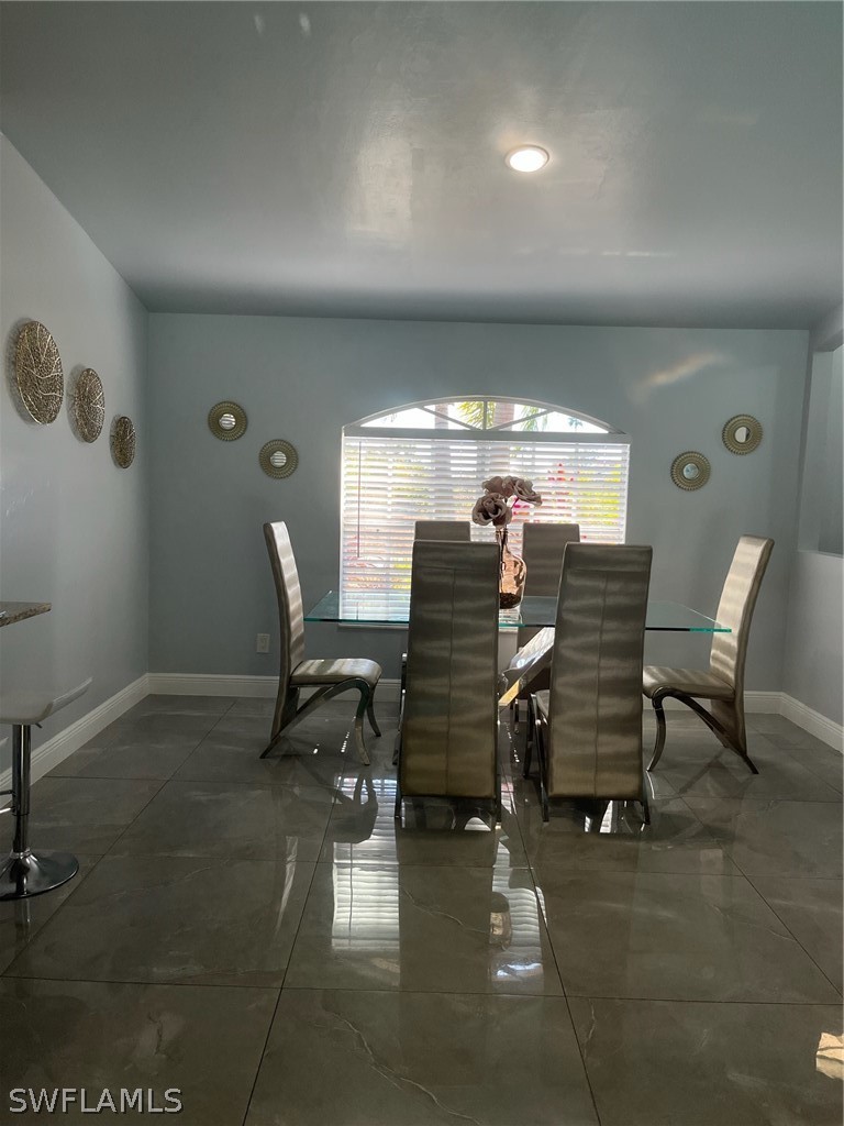 DiningArea