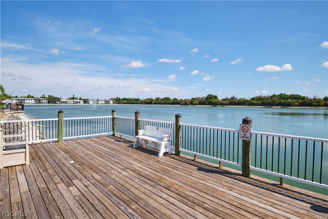 Dock