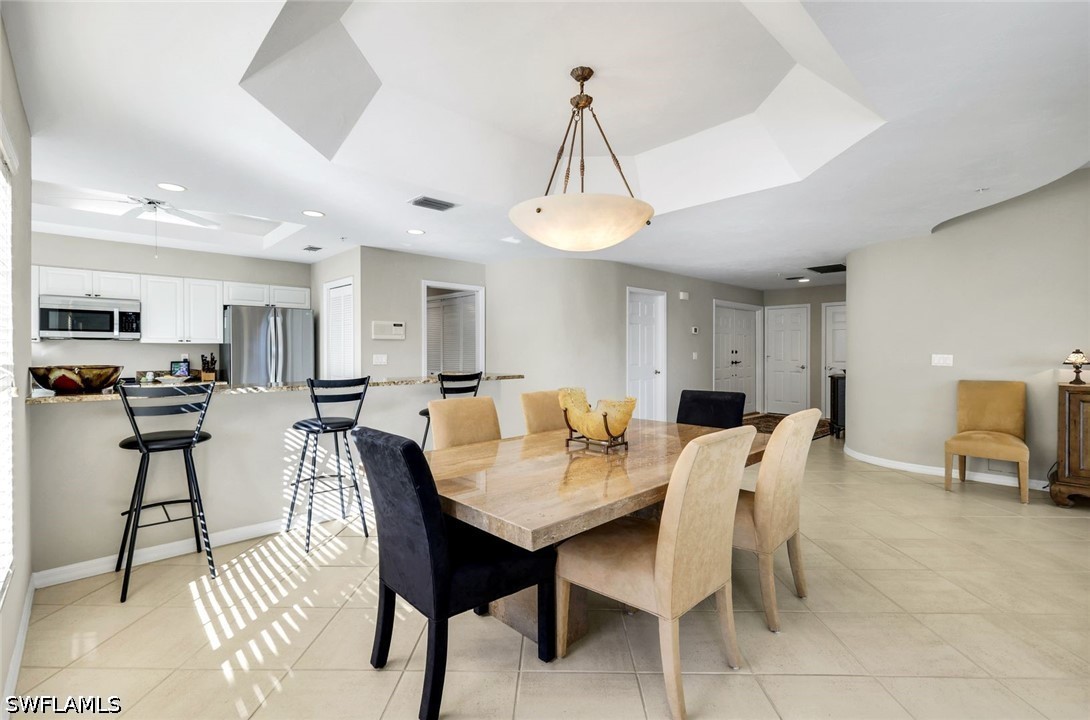 DiningArea
