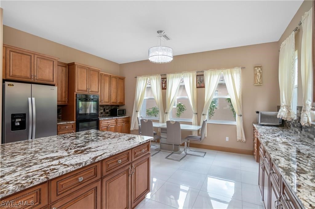2181 Vardin, Naples, FL 34120
