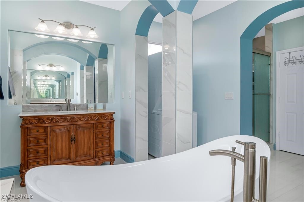 2181 Vardin, Naples, FL 34120