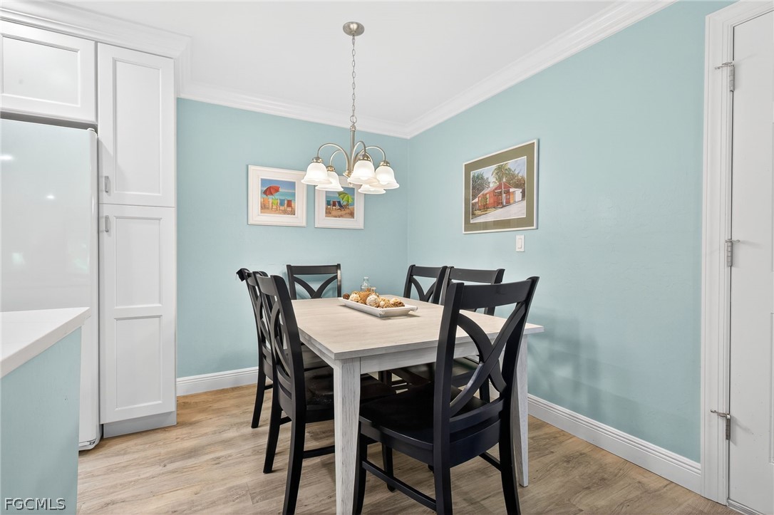 DiningArea