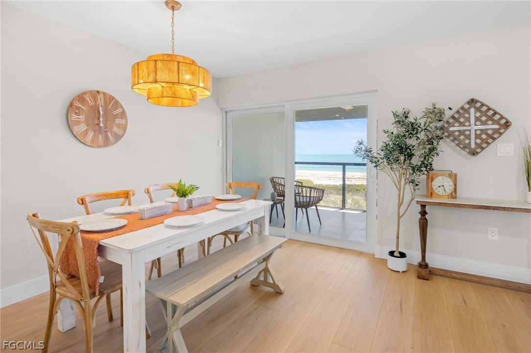 DiningArea