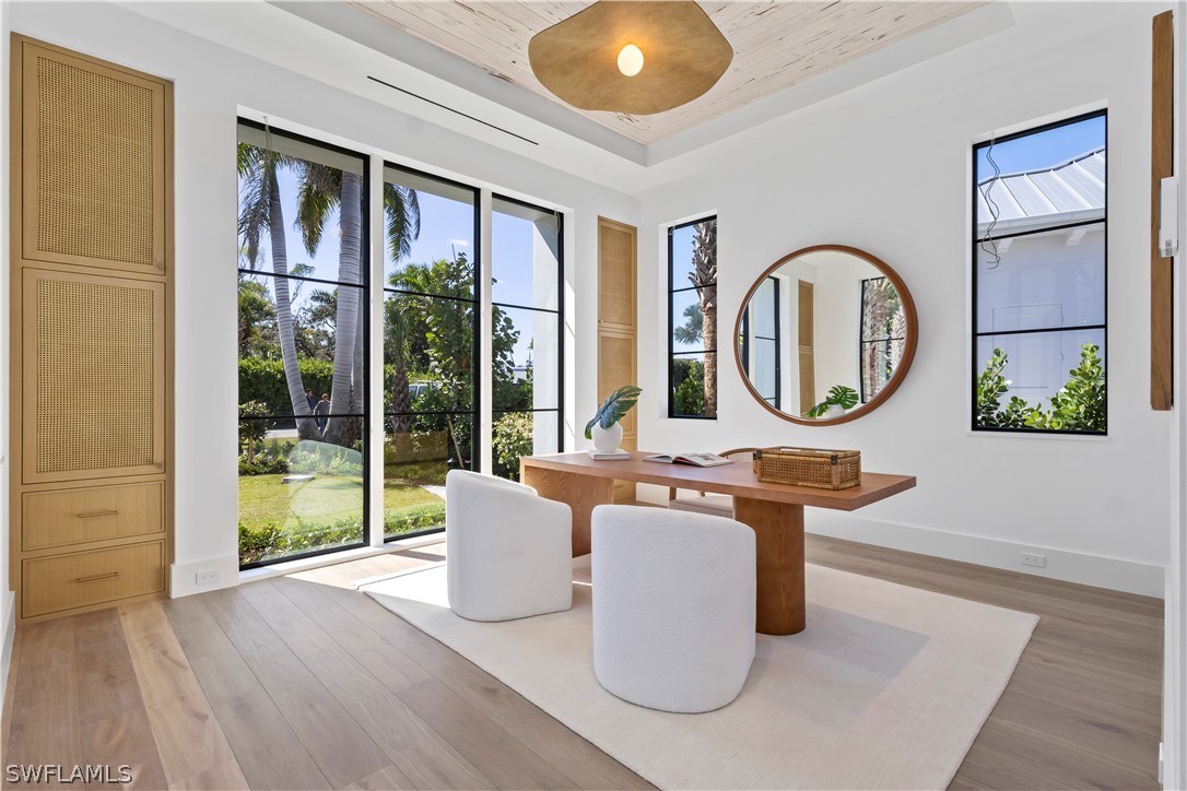 745 Pectin, Naples, FL 34102