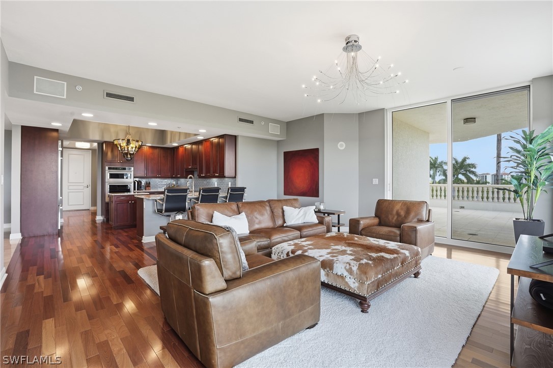 FamilyRoom
