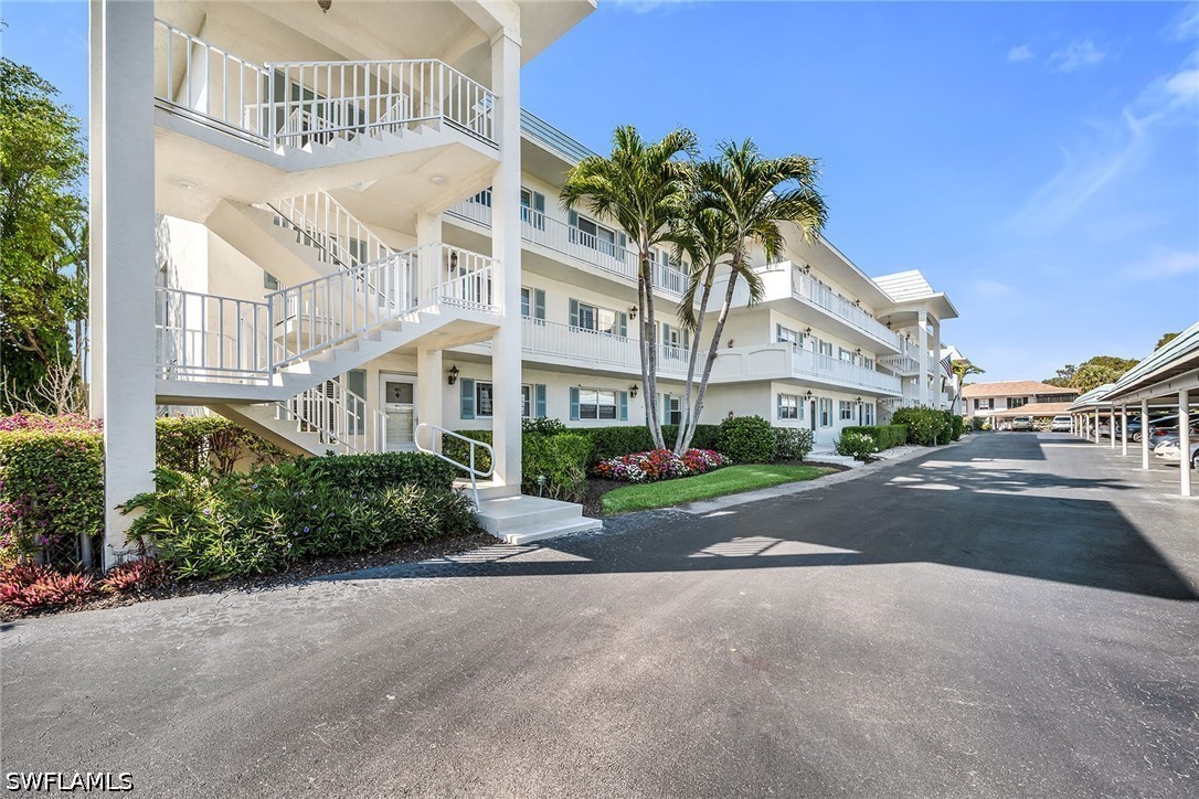 3055 Riviera Unit 102, Naples, FL 34103